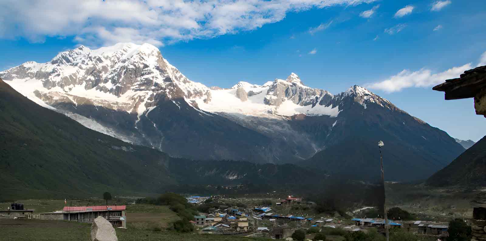 tsum valley trek